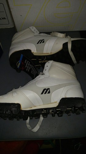 Vintage John Elway New Old Stock Mizuno High Top Football Turf Shoes Sz 10 White