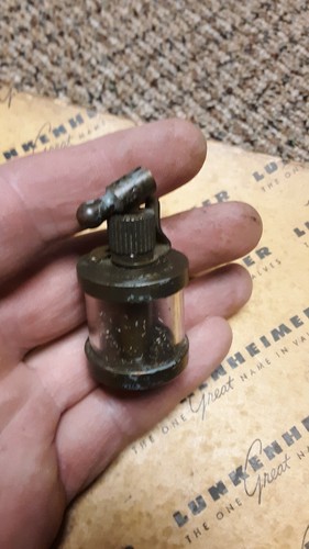Essex Lubricator Hit Miss / Steam Engine