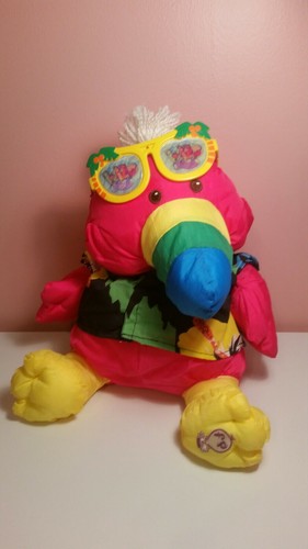 Vintage Fisher Price Wild Puffalumps Toucan with Glasses NICE!