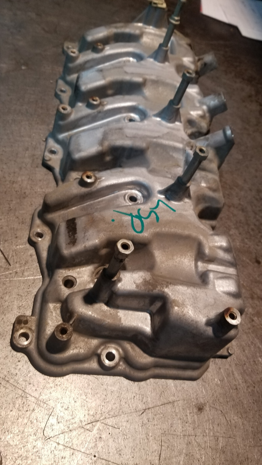 12680249 6.6L DURAMAX L5P Engine Upper Valve Cover  (2017-2018) - Picture 6 of 11
