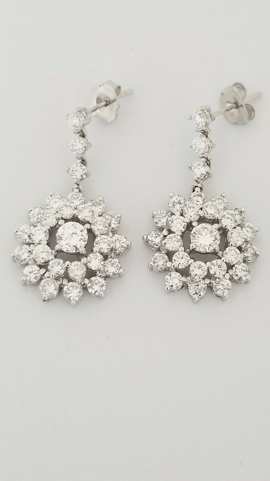 Pre-owned Teachers Jewelry 14k White Gold Diamond Cluster Hanging Earring 4.50 Carat G-h Color Vs2 Clearity
