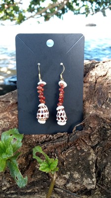 Rare Hebrew Cone Shells With Burgundy Kahelelani Shell Earrings On Gold Hooks