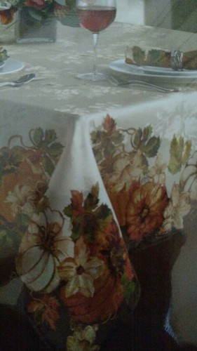 Pumpkin Delight Tablecloth 52'x52' Square NEW