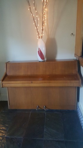 Bentley Upright Piano