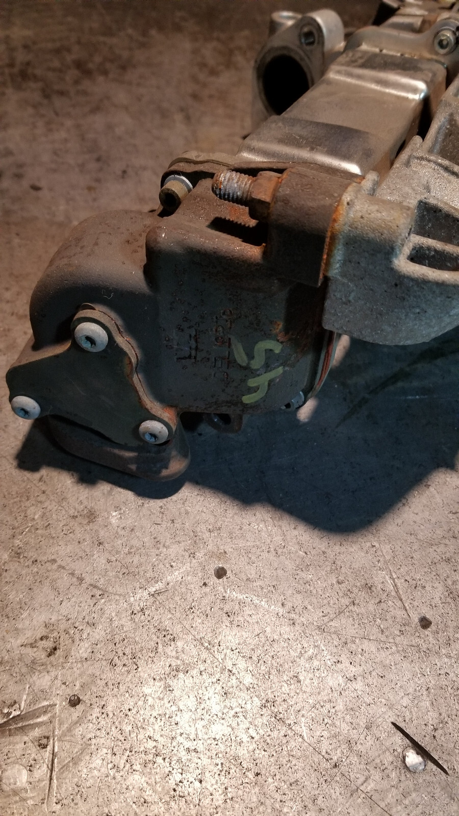 68445601AA 68211310AAA  3.0L ECODIESEL USED EGR COOLER - Picture 3 of 11