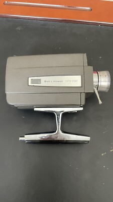 Super 8 Bell & Howell Bionic Optronic Eye Perpetua Drive Autoload Zoom Model 311