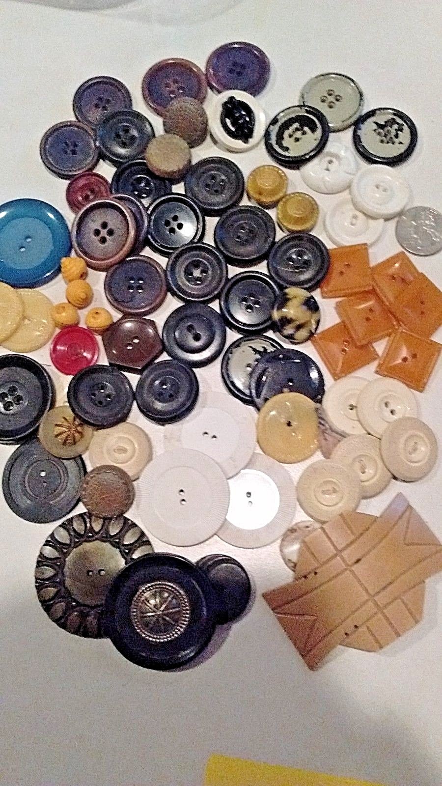 Vintage Button Lot - Sewing Buttons Collectible Antique OLD - Emerson Cigar Box