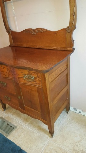 Antique Wash stand With Mirror