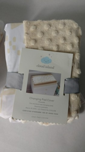 Cloud Island Plush Wipeable Diaper Changing Pad Cover for Baby Nursery, Cream