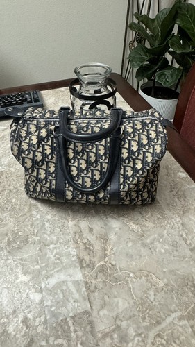 CHRISTIAN DIOR バケットバッグ ネイビー DIOR】新作「シグネチャー」バケットバッグが登場