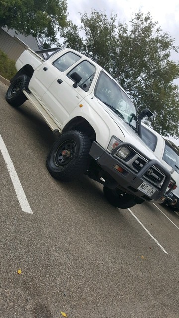 Toyota hilux ln167