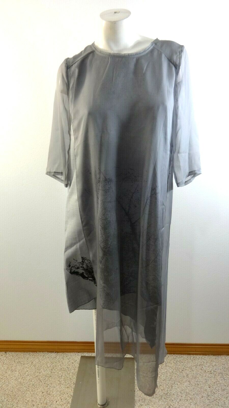 NWT AO RUN ADORABLE WOMENS GRAY & BLACK CAFTAN MIDI DRESS NWT AO RUN ADORABLE WOMENS GRAY & BLACK CAFTAN MIDI DRESS