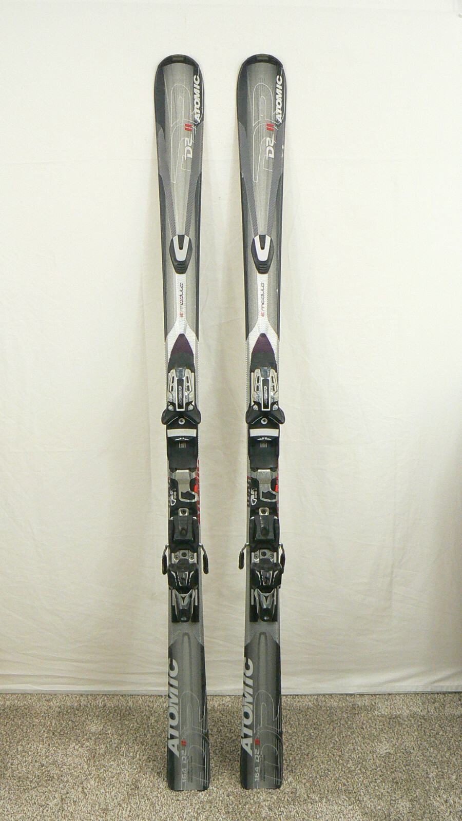 164 cm ATOMIC DR II Carbon All Mountain Skis w/ NEOX 412 164 cm ATOMIC DR II Carbon All Mountain Skis w/ NEOX 412