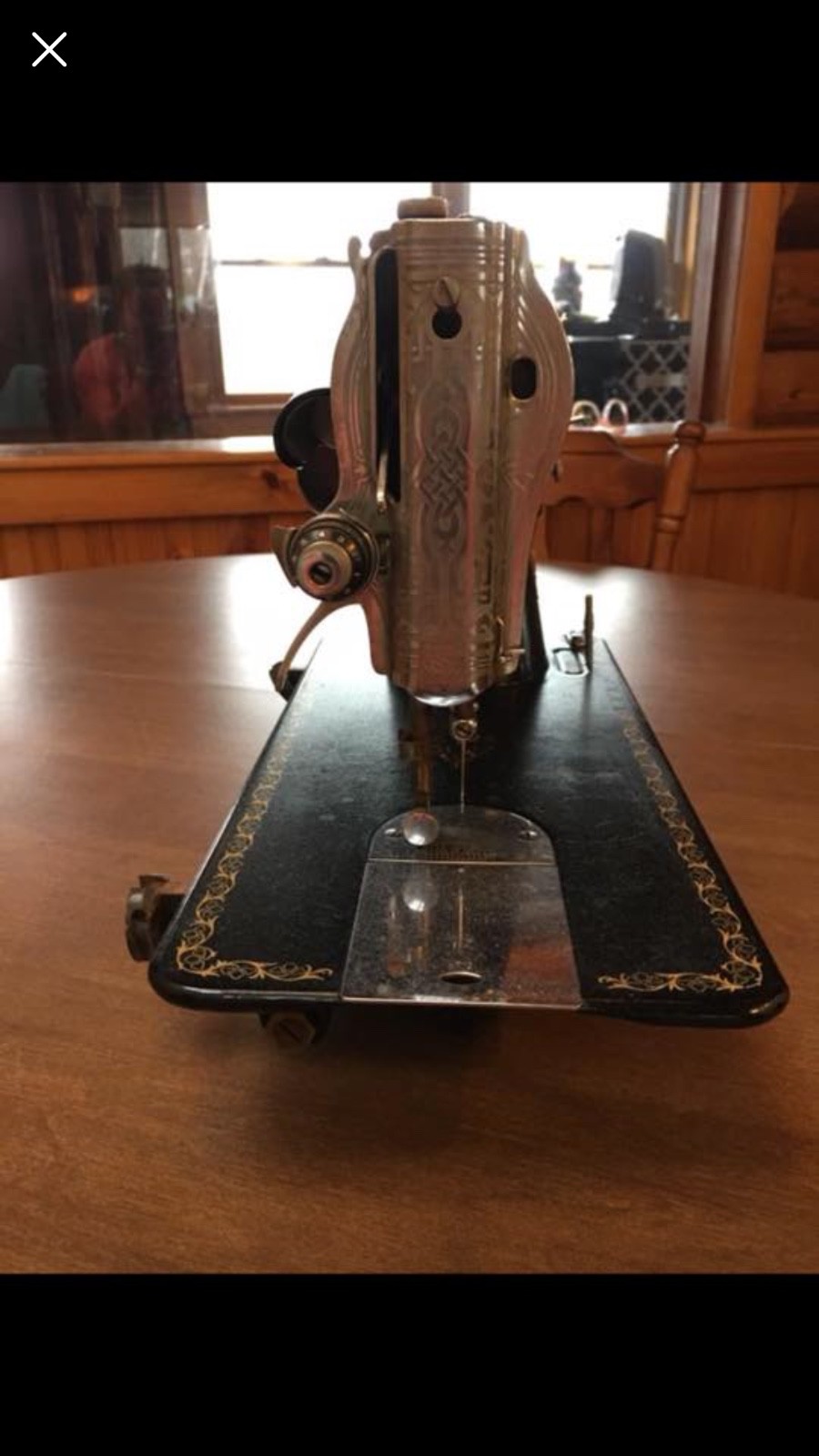 Antique Singer Sewing Machine 201-15-91