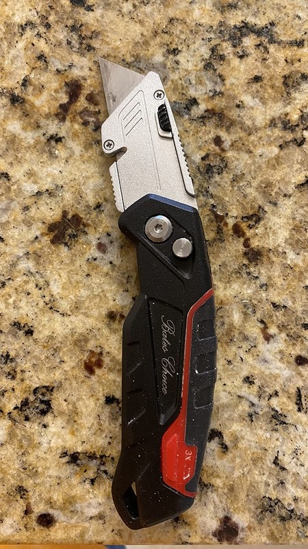 Retractable Folding Razor Box Cutter Utility Knife 3 Extra Blades Blade Storage