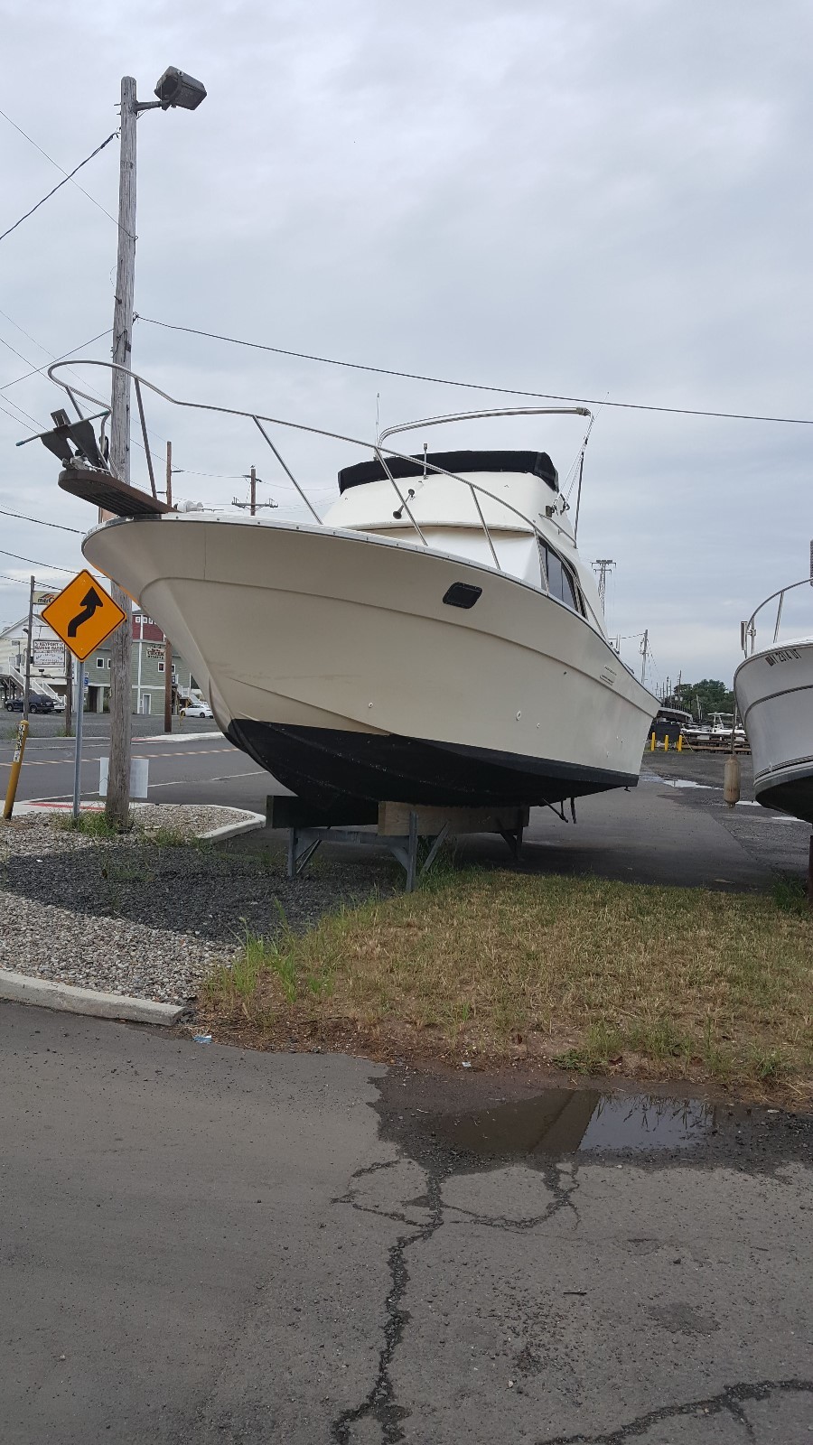 31ft Silverton cabin cruiser 1979