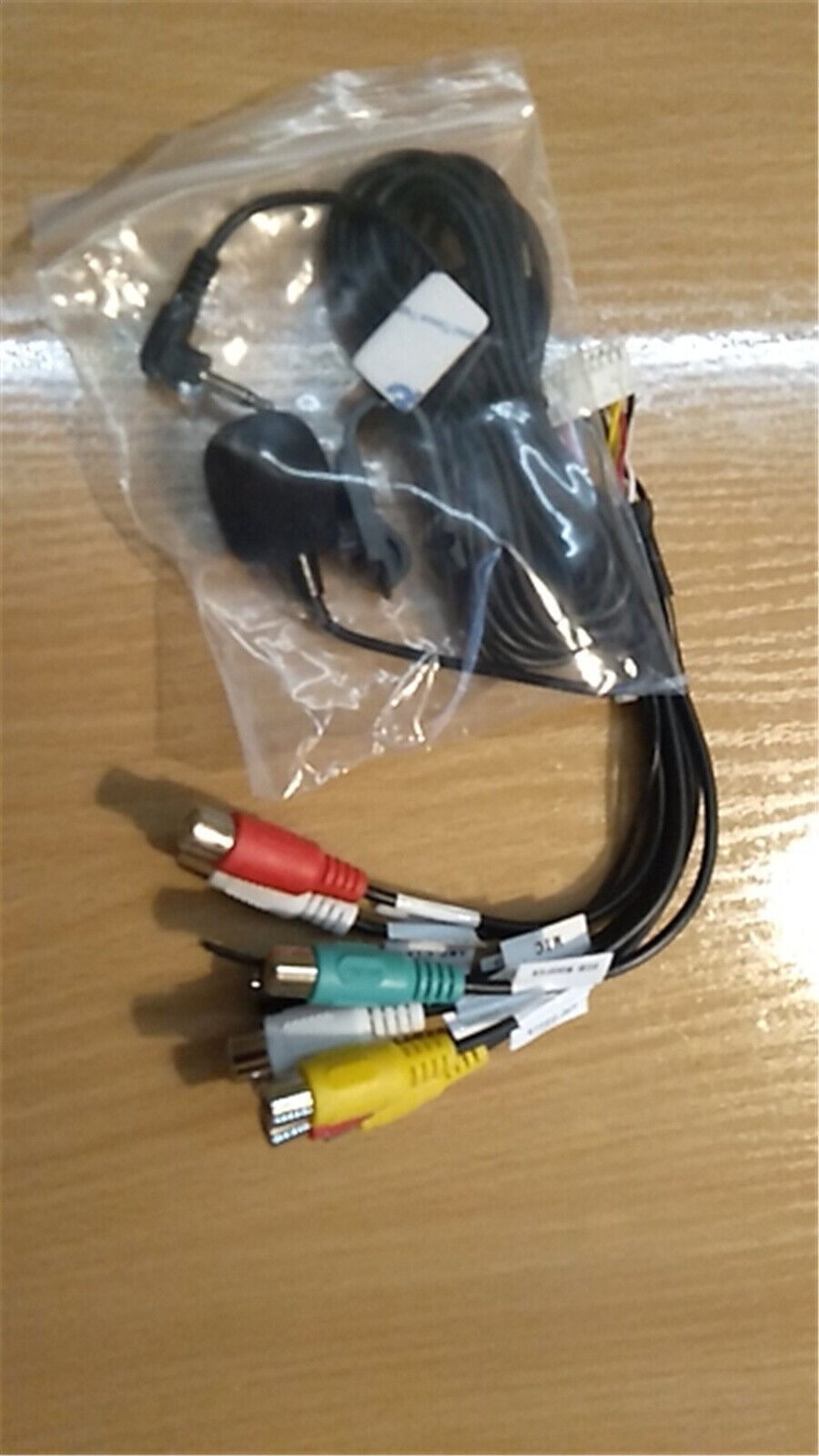 20-pin RCA Wire Car Stereo Radio Output FM Aux-in Adapter Cable & Microphone Kit