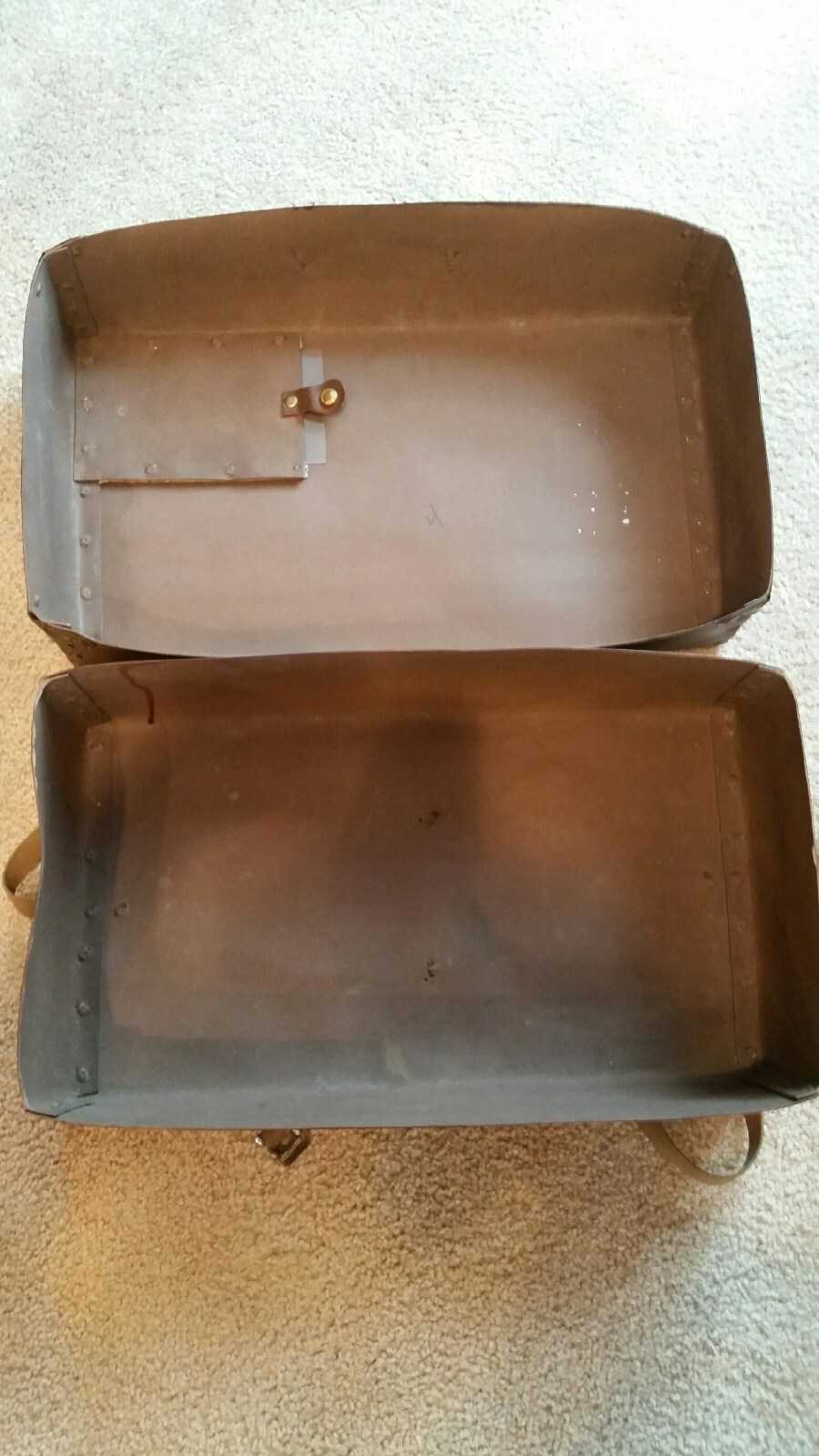 Genuine 1930's Spaulding Hard Vulcanized Trunk Fibre Air Travel Luggage SuitCase