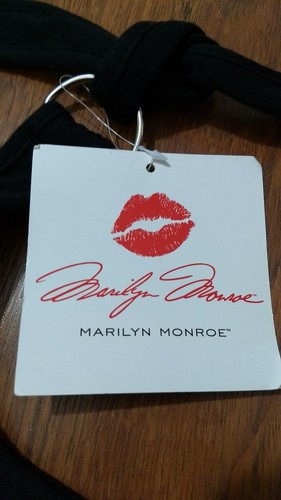 Marilyn Monroe NWT signature hobo bag A-84