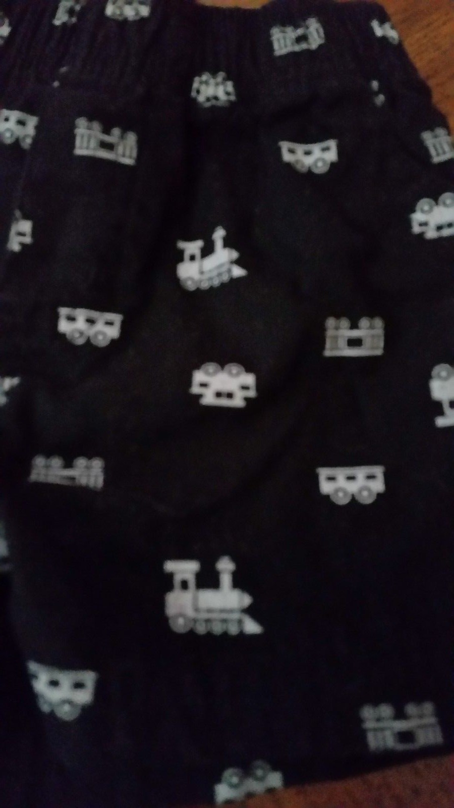 BOYS 6-9M BLACK/GRAY W/ TRAIN PRINT SHORTS