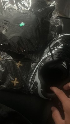 Item photo(s) from verified buyer