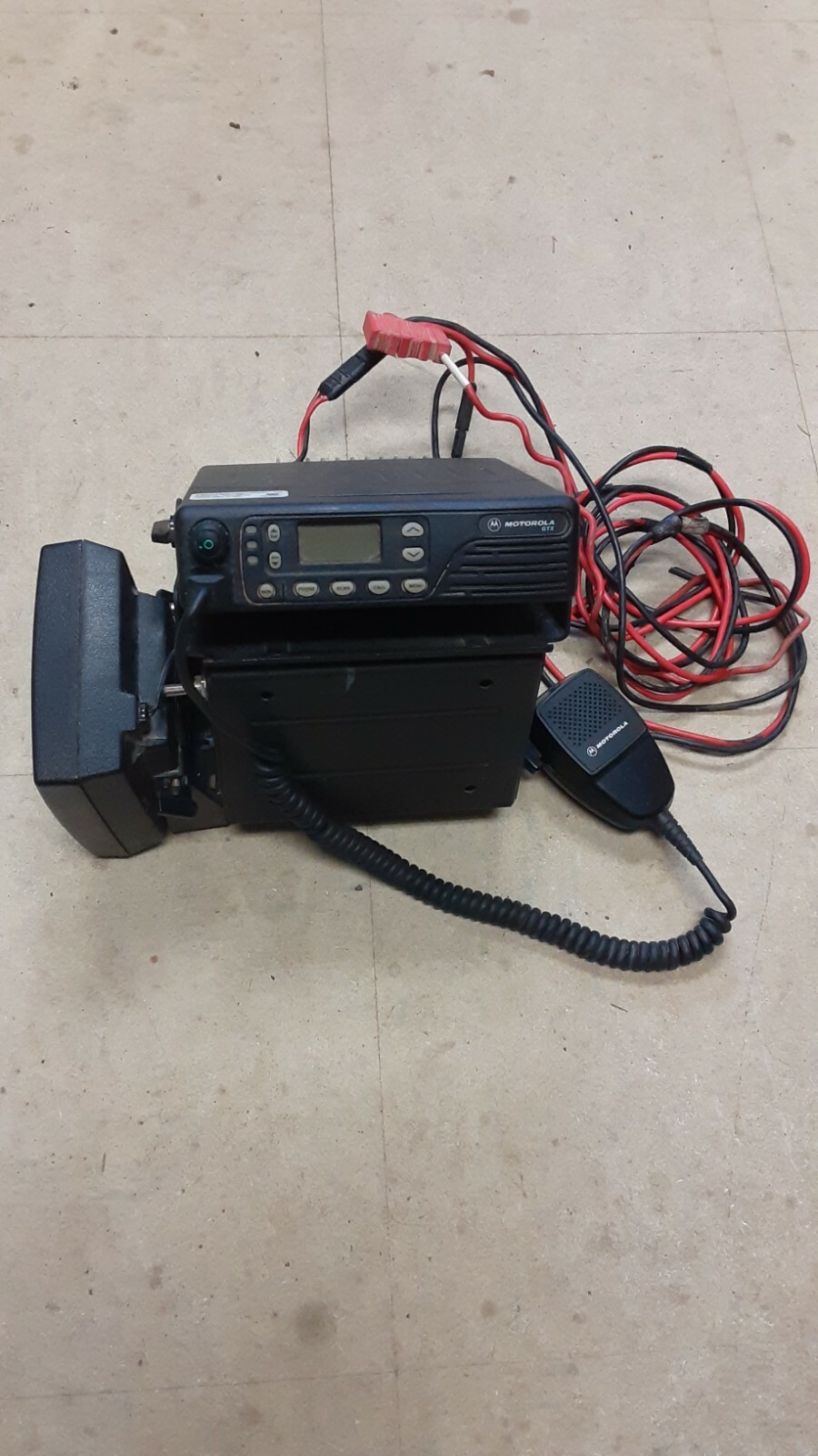Motorola GTX radio with wiring, mount, and speakerのeBay公認海外通販｜セカイモン