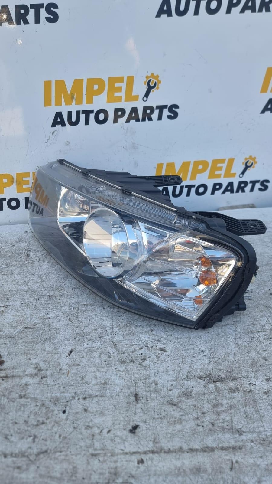 HOLDEN CAPTIVA  01/2011-09/2015 LEFT HEADLAMP BLACK SURROUND - thumbnail 2