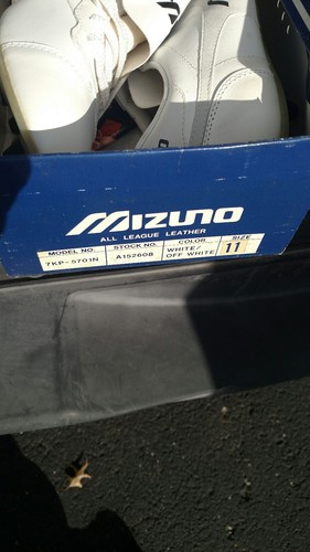 Vintage John Elway New Old Stock Mizuno Football Screw Cleats Shoes Sz 11 White