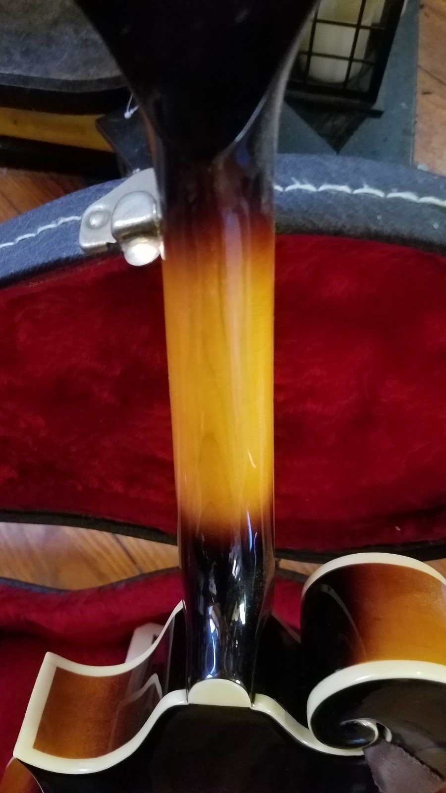 Oscar Schmidt OM-40  Mandolin