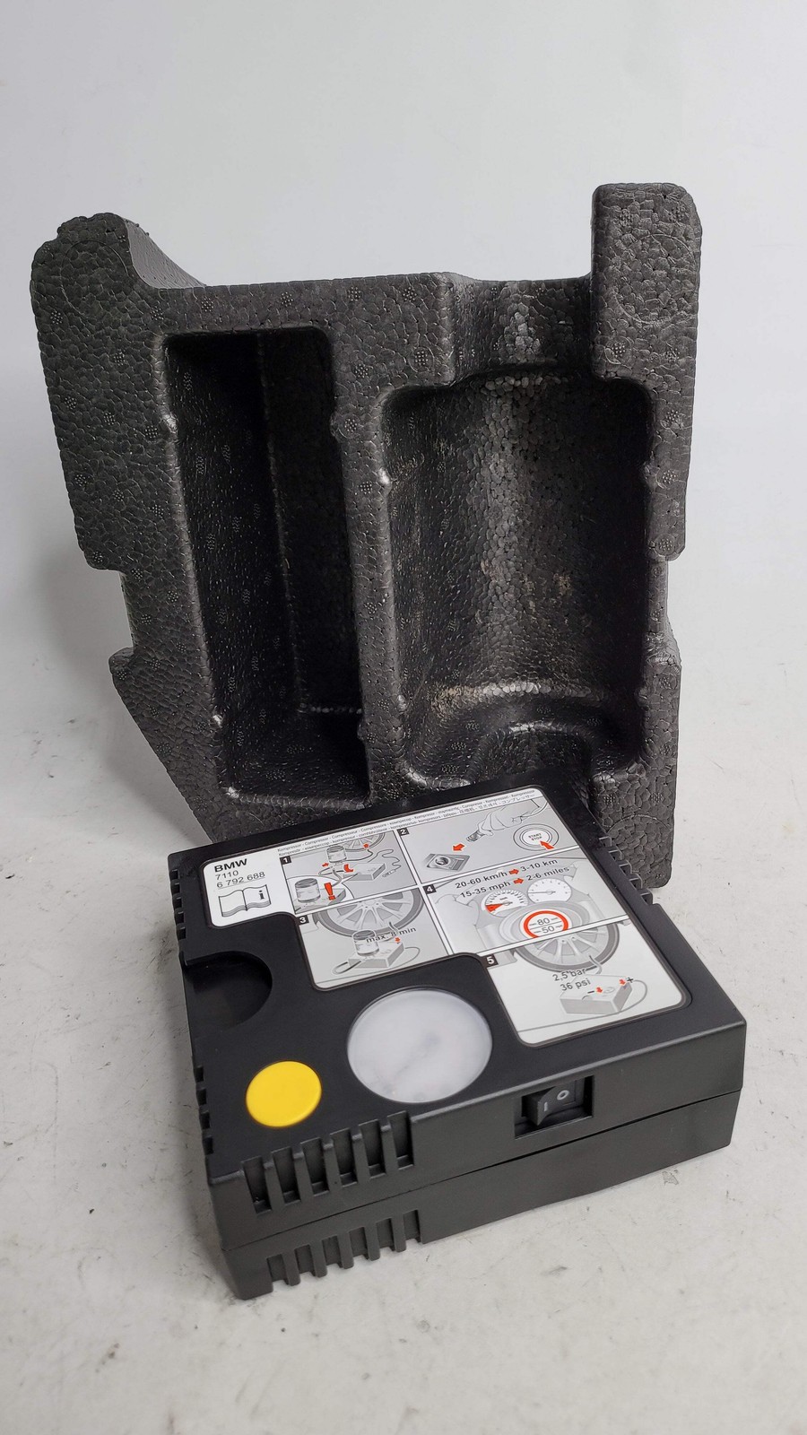 0 Bmw 3 4 F30 F32 F82 F80 M3 M4 Spare TIRE AIR Compressor Storage TRAY 6794837 image 3