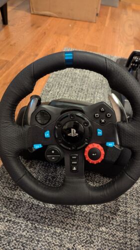 Logitech Driving Force G29 Gaming Racing Wheel With Pedals Logitech Driving Force G29 Gaming Racing Wheel With Pedals