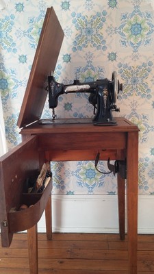 Dating a national sewing machine