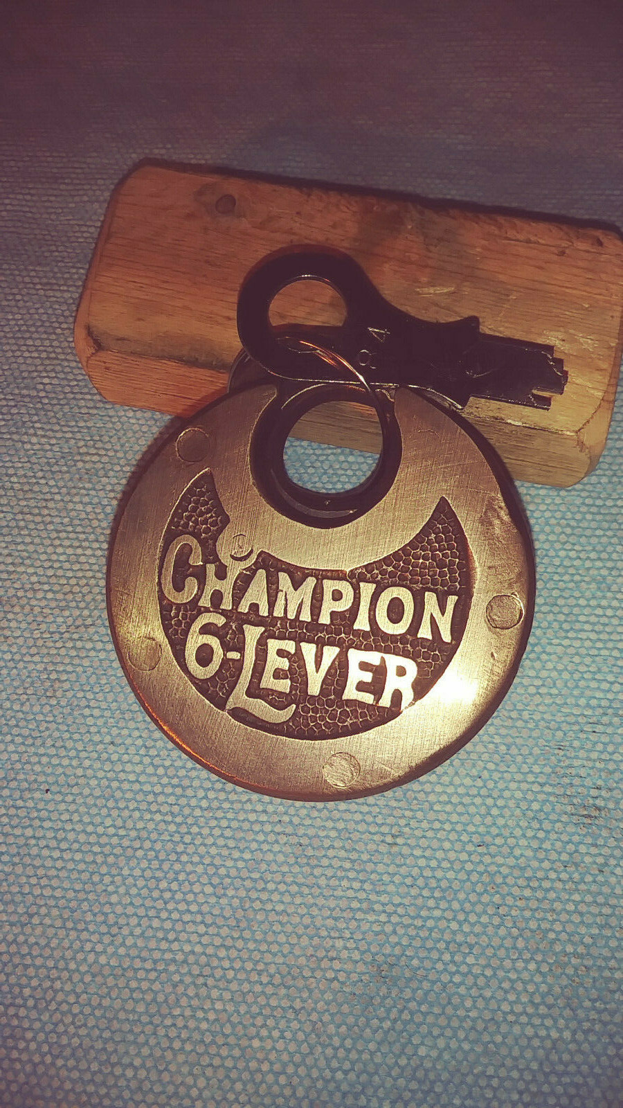 antique/vintage miller champion push key pancake padlock w/key 84