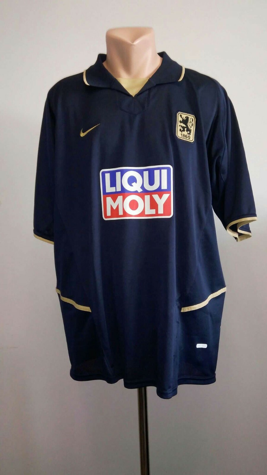 Football shirt soccer 1860 Munich München Away 2003/2004 Football shirt soccer 1860 Munich München Away 2003/2004