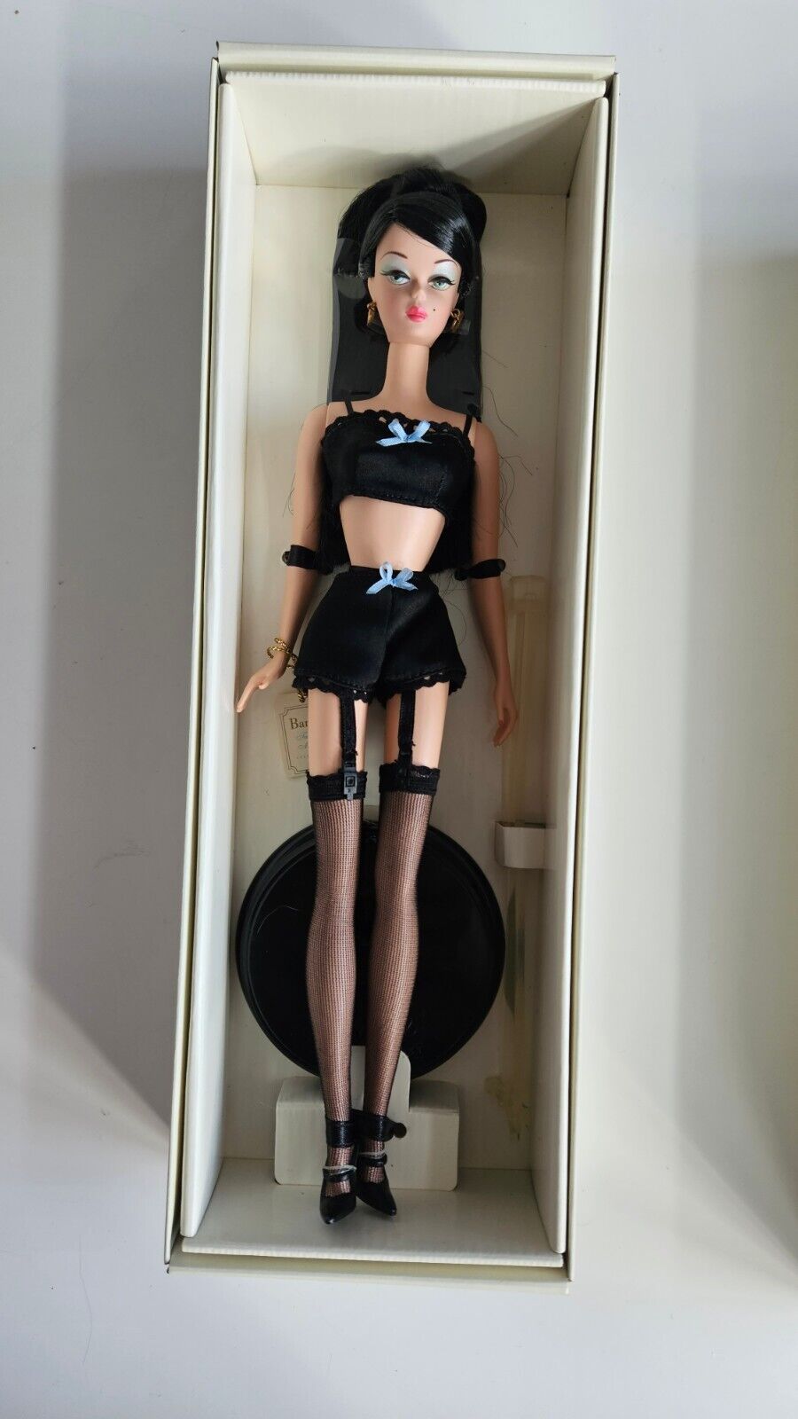 Silkstone Barbie doll - Lingerie NRFB 2000 NEW | eBay Silkstone Barbie doll - Lingerie NRFB 2000 NEW | eBay