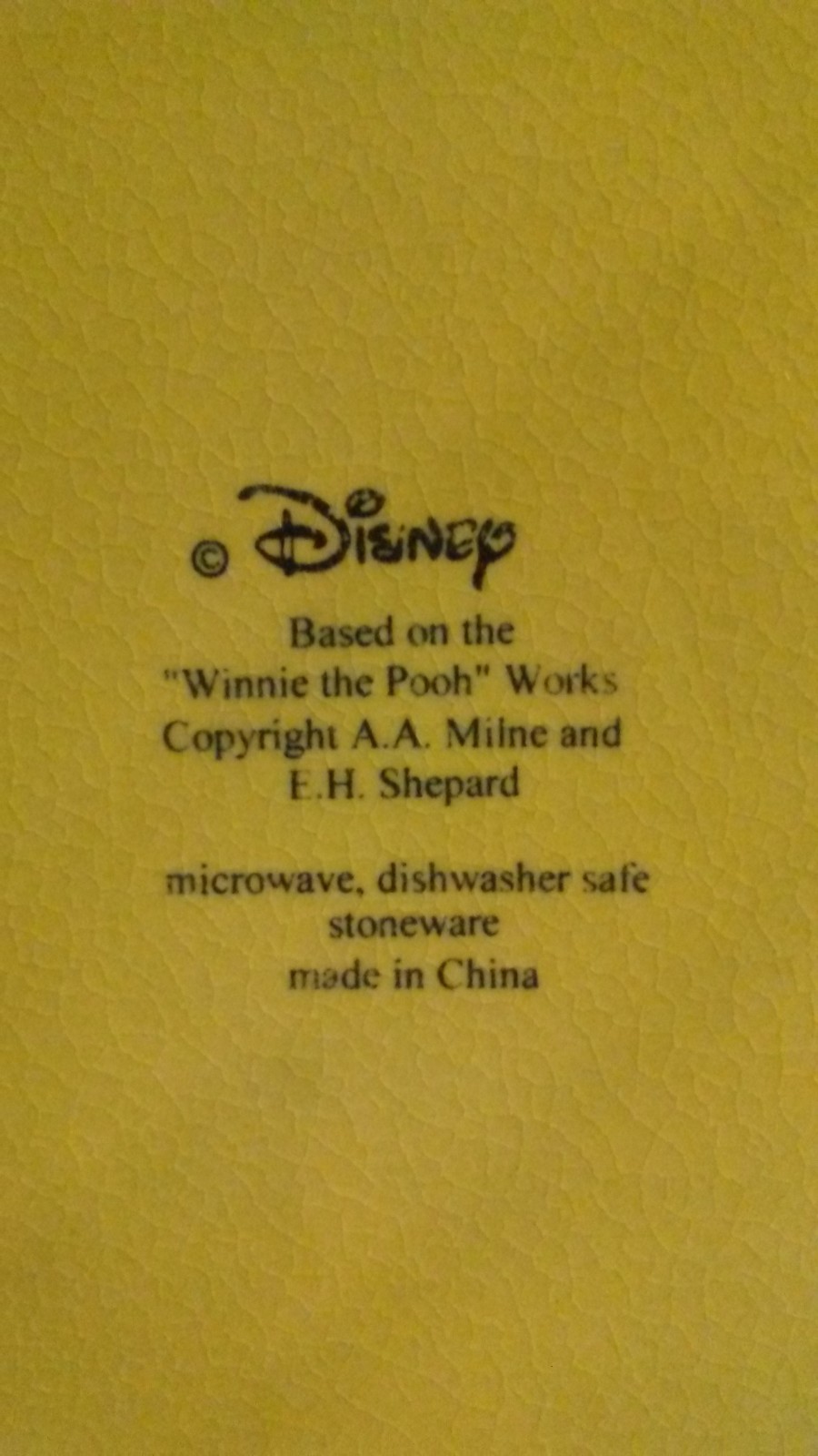 Disney Winnie The Pooh Ceramic Green Platter Plate Dish Microwave dishwasher saf