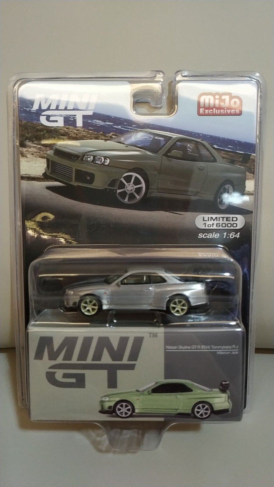 ミニカー gt Nissan スカイライン GT-R R34 Kaido Works GReddy V2 (右
