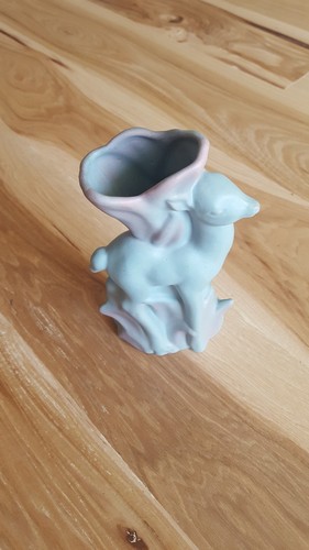 ROSEMEADE Pottery DEER Doe FAWN VASE  baby BLUE matt glaze~NORTH DAKOTA USA