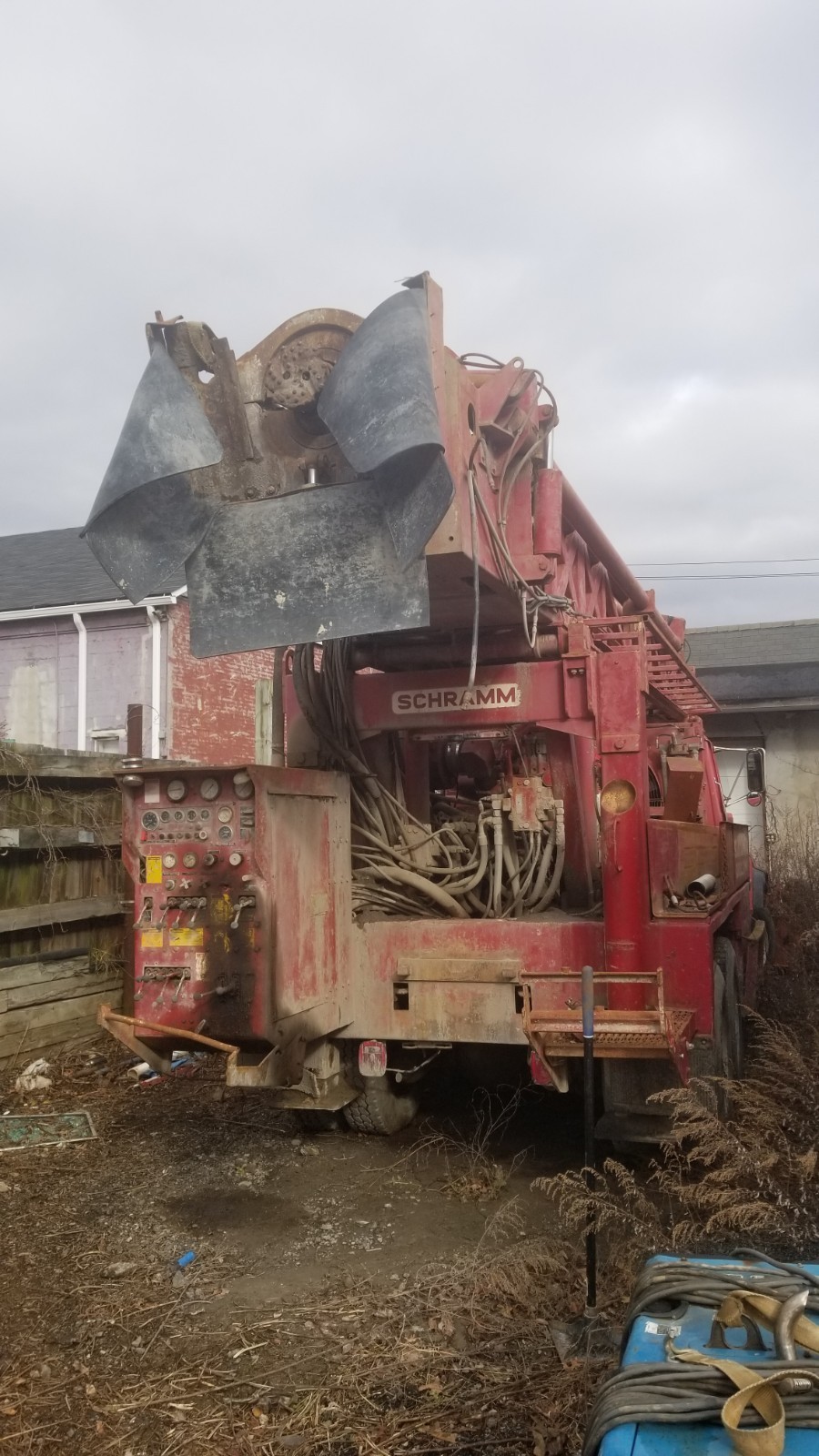 Schramm 660W water well drilling truck mounted on Ford L8000