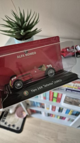Alfa Romeo 159 1951 限定版 1/43 Alfa Romeo 159 (1951) - F1 World Champion Diecast 1:43