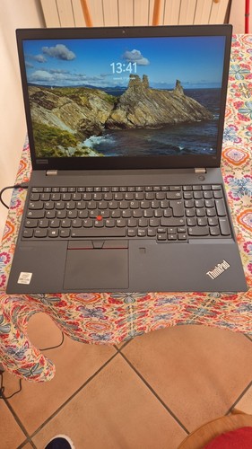 Foto dell'oggetto di un acquirente verificato