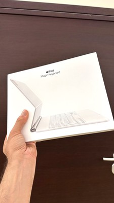 Apple 11インチMagic Keyboard MXQJ3J/A A2261 Apple Magic Keyboard 11