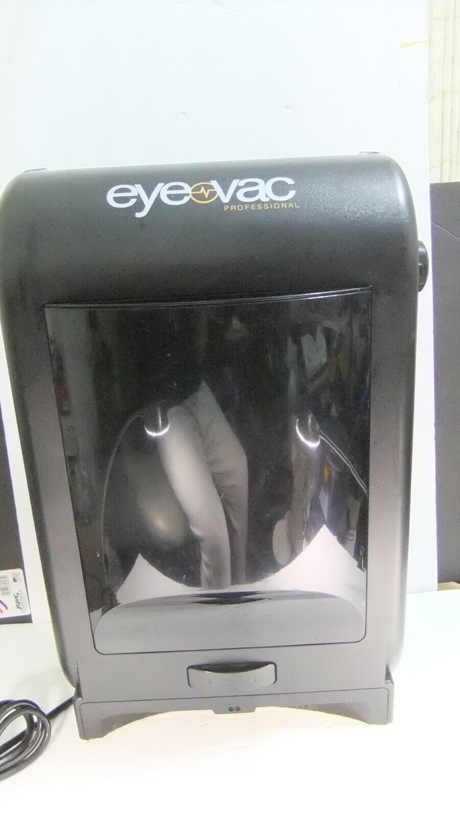 Eye-Vac Evpro Tuxedo Black Touchless Stationary Vacuum - 140