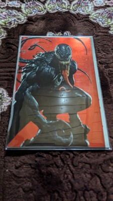 Venom #25 Rafael Grassetti Foil Virgin Variant LTD 3000