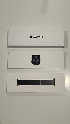 Apple Watch SE (2nd Generation) 44mm Aluminum Case with Sport Loop Band