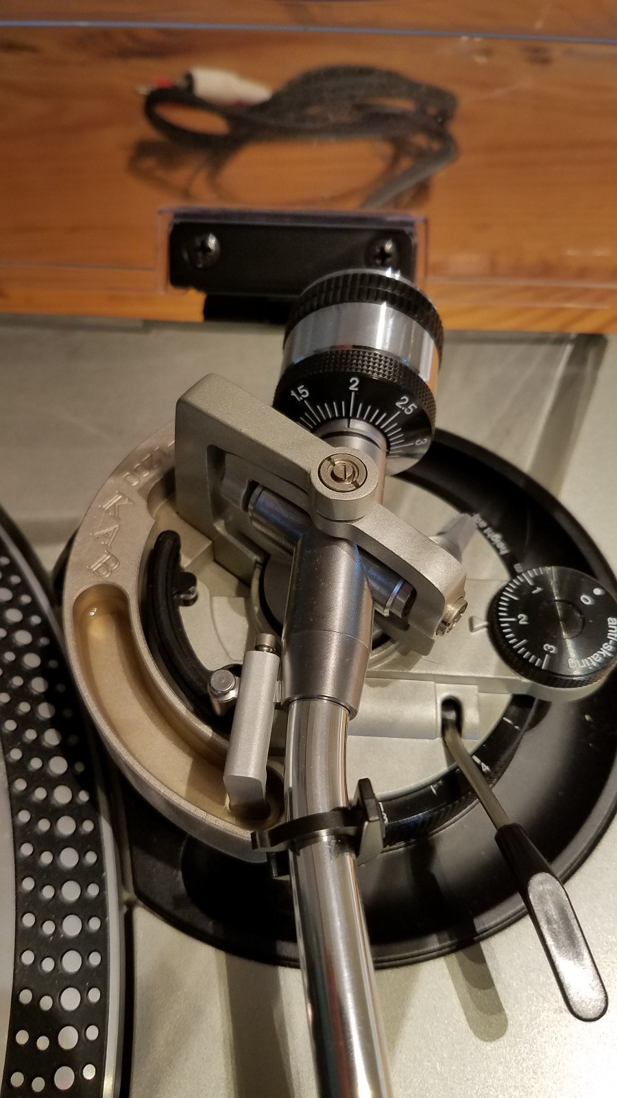 Technics 1200mk2 with KAB fluid damper