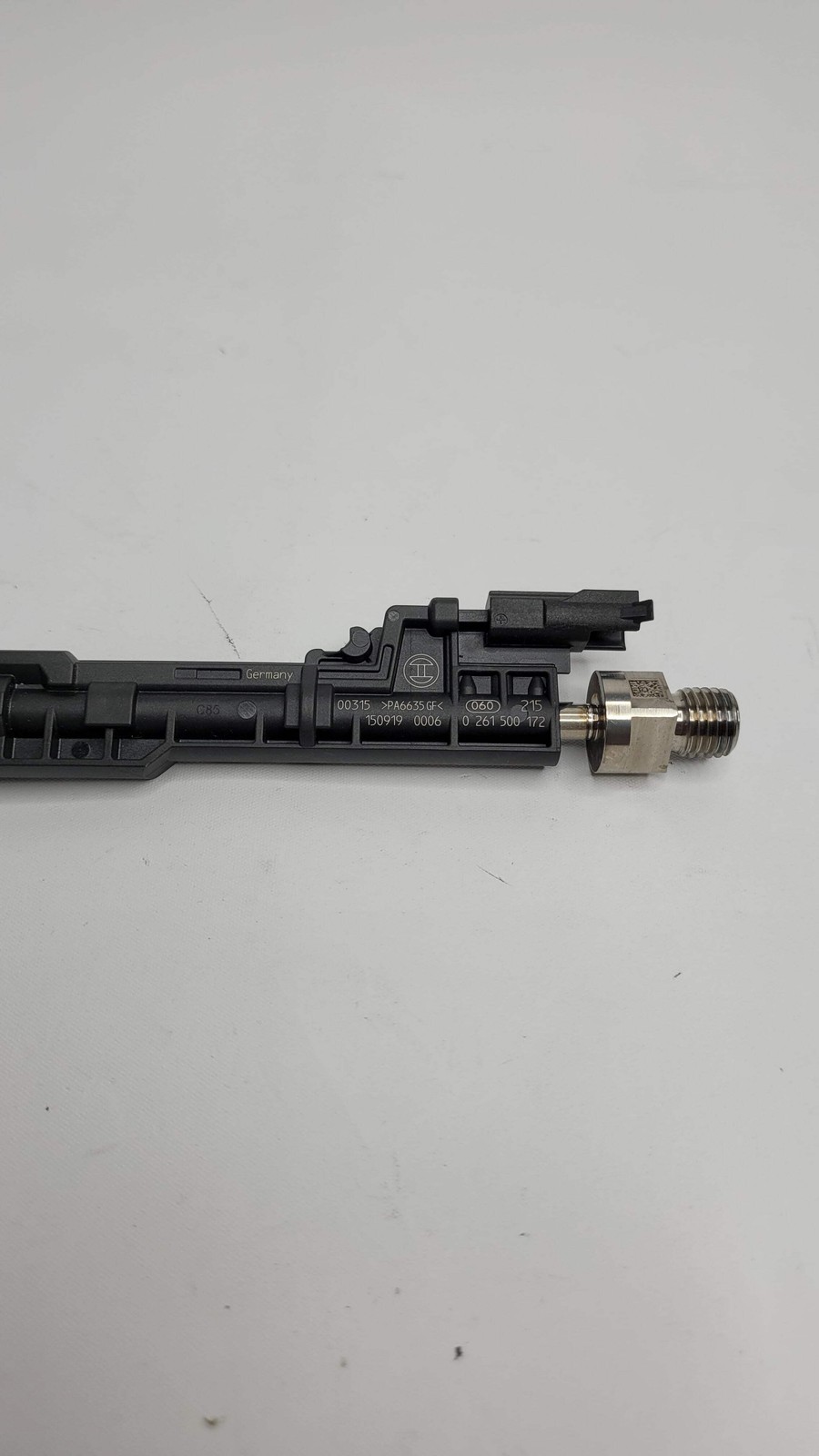 0 Unknown 0261500172 F80 M3 Injector image 5