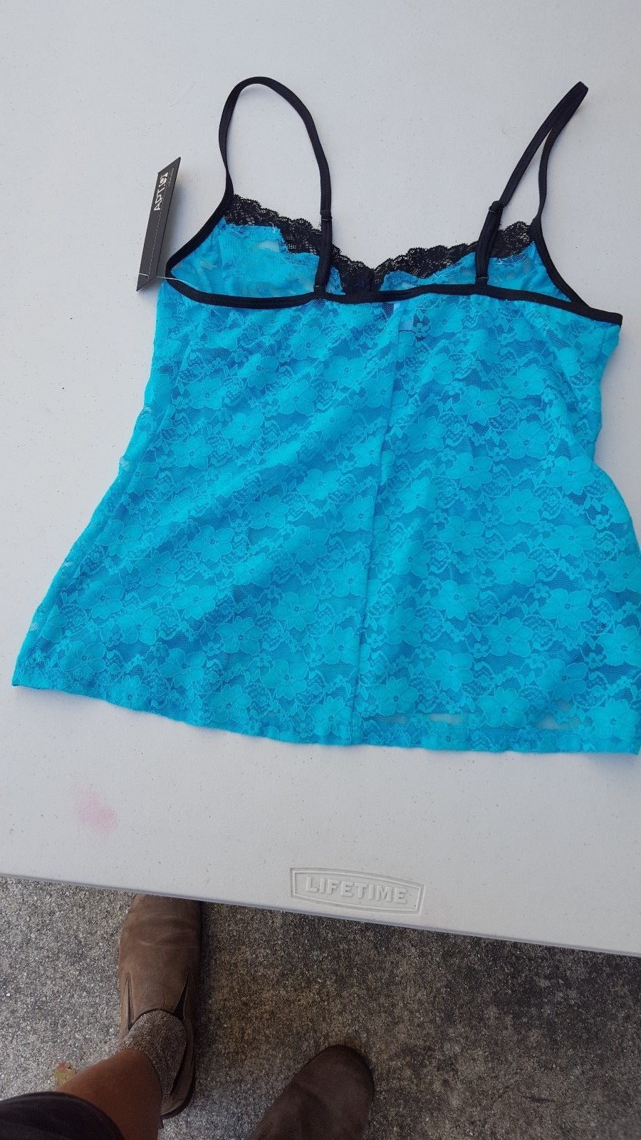 Beautiful APT.9 Turquoise and Navy Lace  Camisole Size Small NWT
