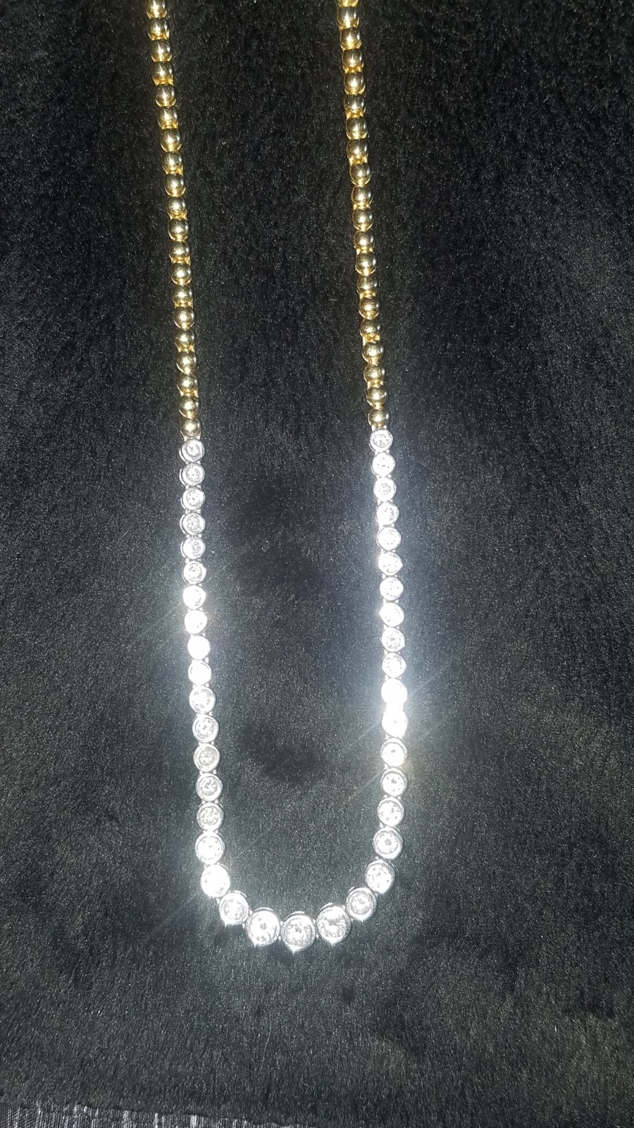 2.6 CTW 39 Round Bezel Set Diamonds Two tone 18K Gold Necklace 20