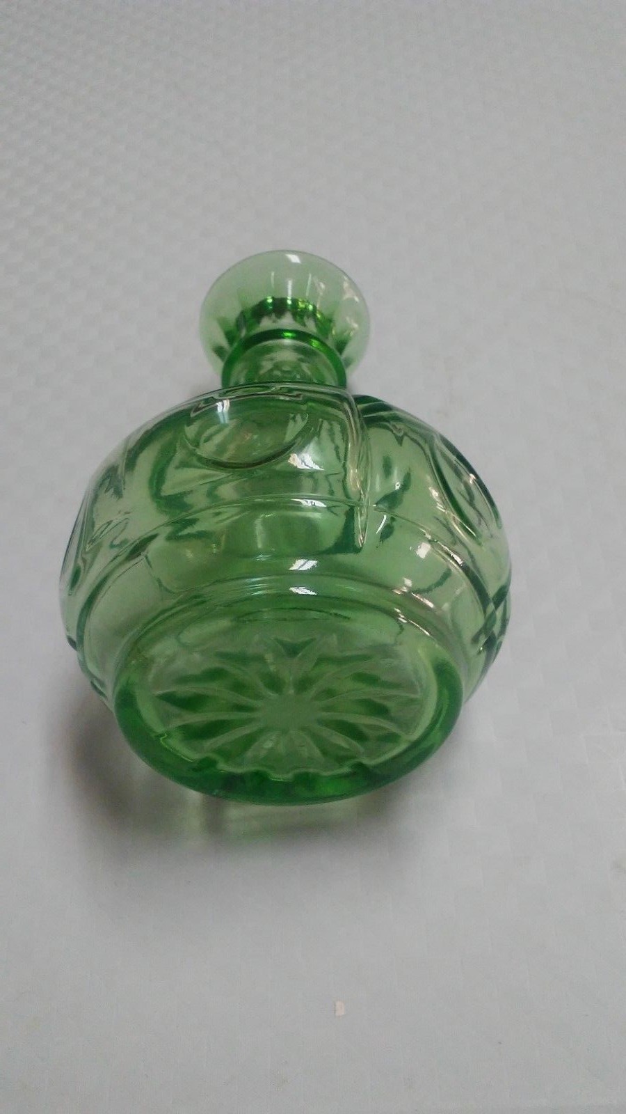 Depression glass 5 1/2